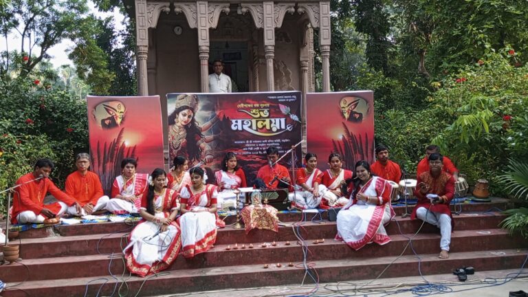 নড়াইলে বিভিন্ন কর্মসূচির মধ্যদিয়ে মহালয়া পালিত