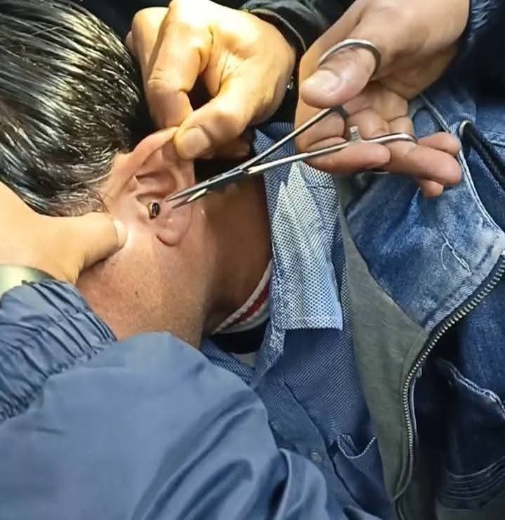 গাইবান্ধায় প্রাথমিক সহকারী শিক্ষক নিয়োগ পরীক্ষায় ডিভাইসসহ ৪৯ জন আটক, ১৭ জন নারী
